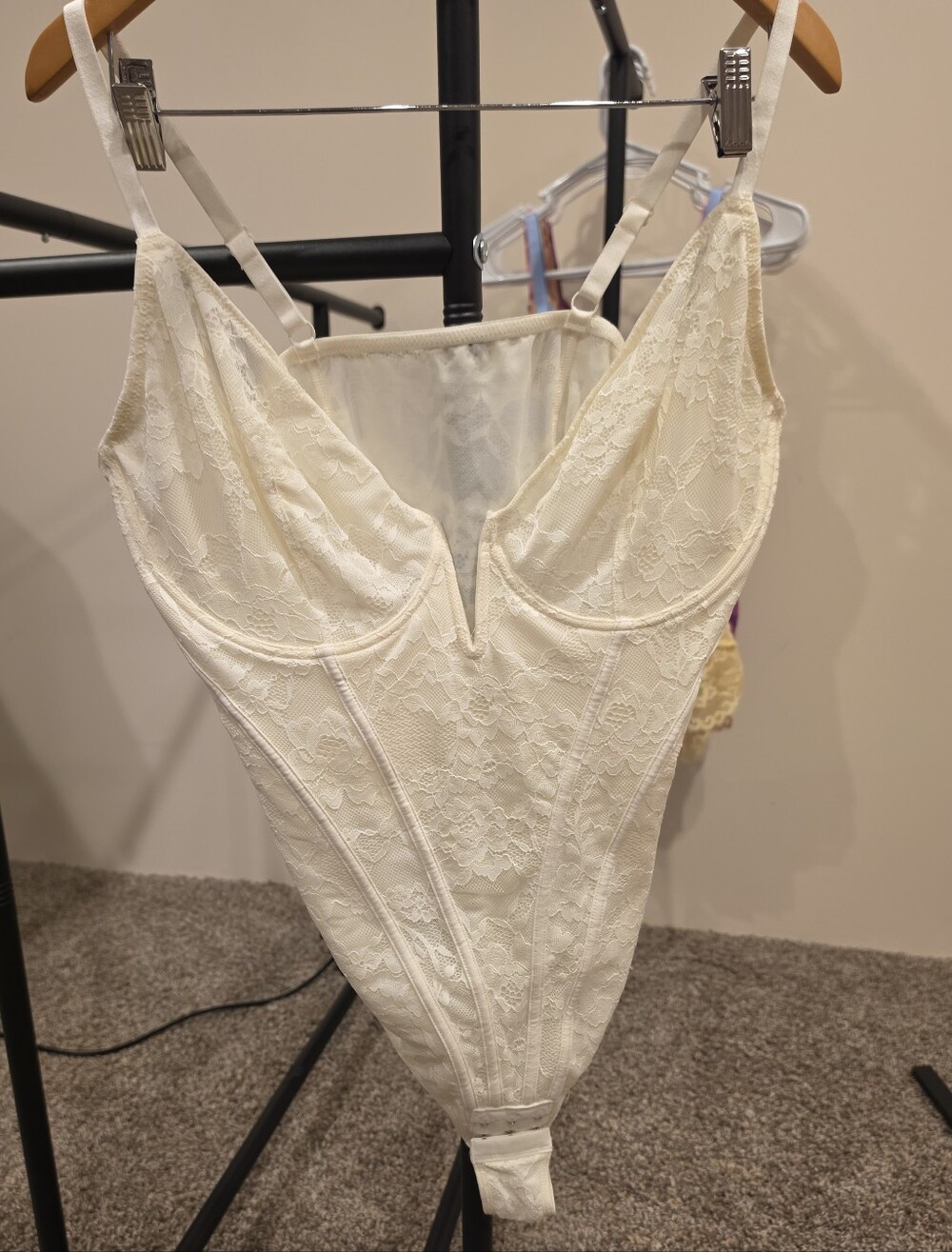 3XL POPILUSH Lace V-Plunge Sculpting Bodysuit